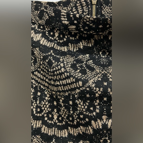 Melissa Page black and gold shimmery pencil skirt - Picture 4 of 6